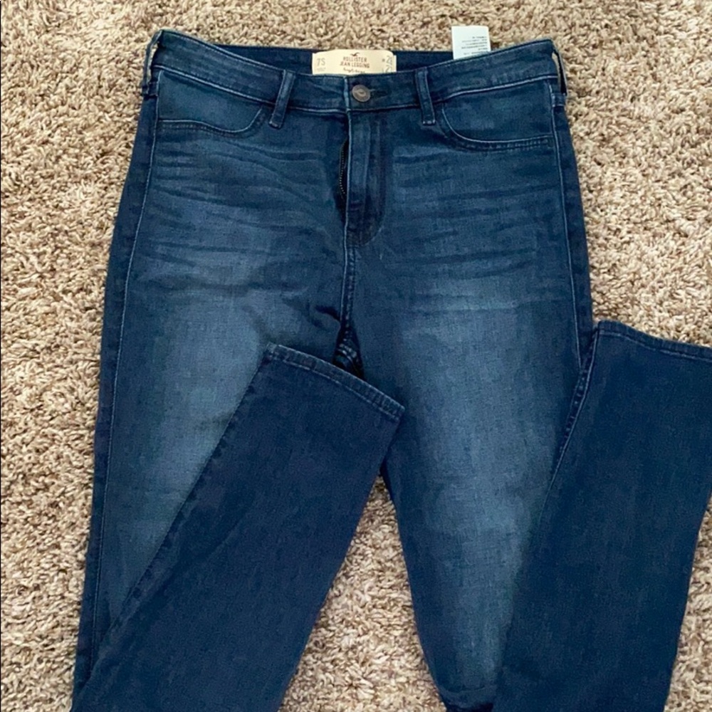 Hollister Jean leggings size 7 short